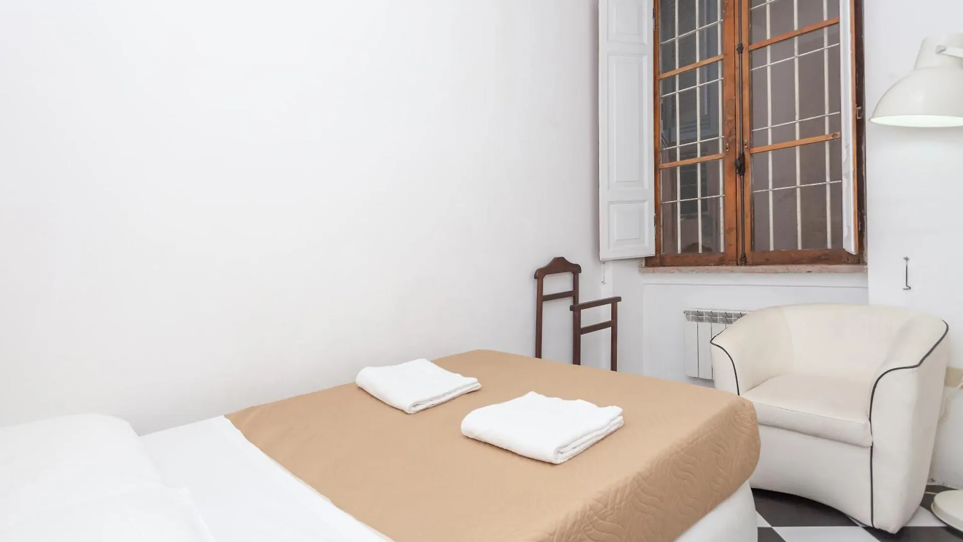 Palazzo Sant'Elena - By Openroma Apartment
