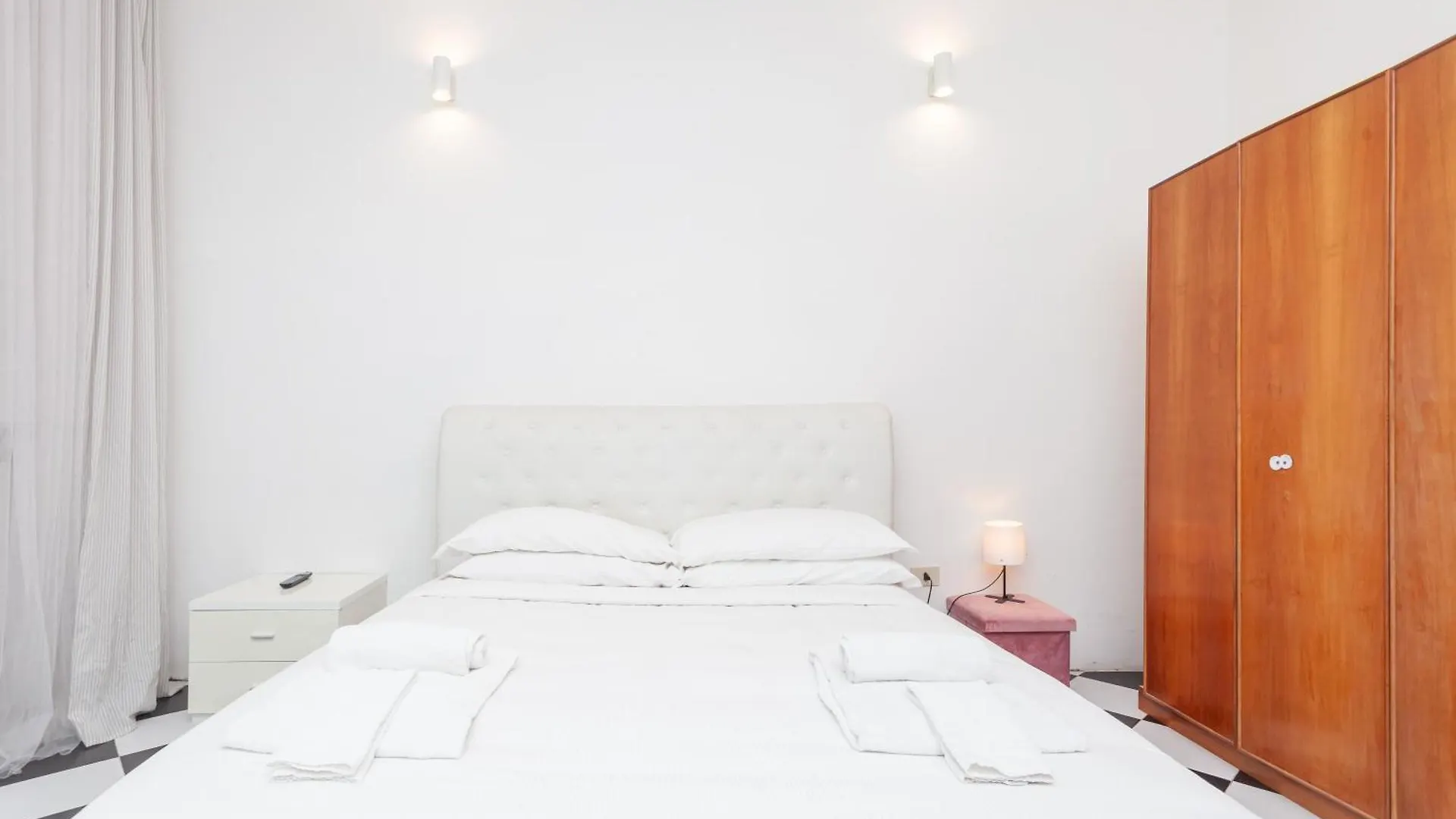 Palazzo Sant'Elena - By Openroma Apartment