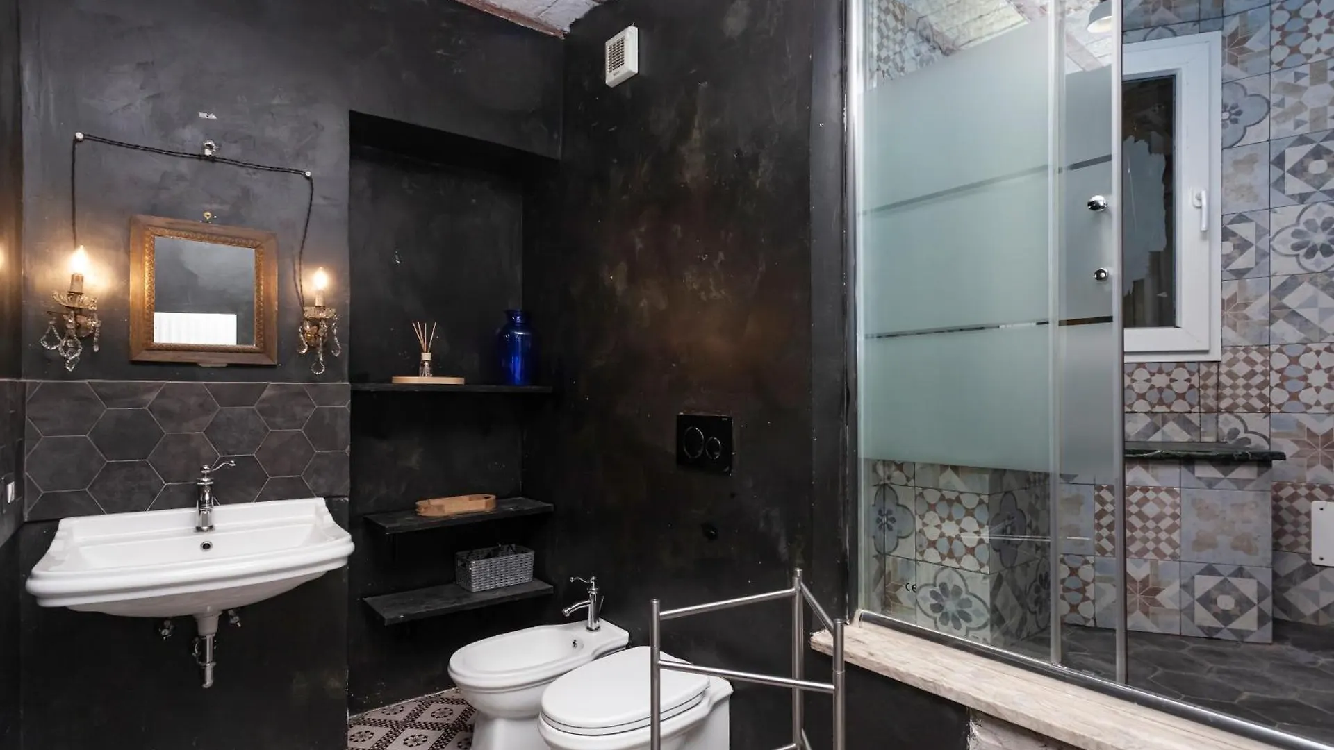 Palazzo Sant'Elena - By Openroma Apartment