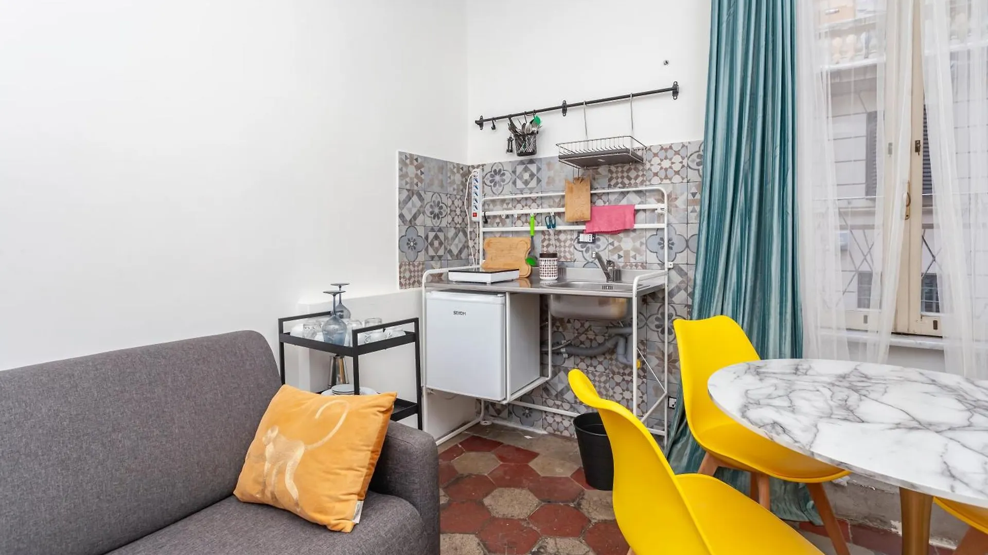 Palazzo Sant'Elena - By Openroma Apartment